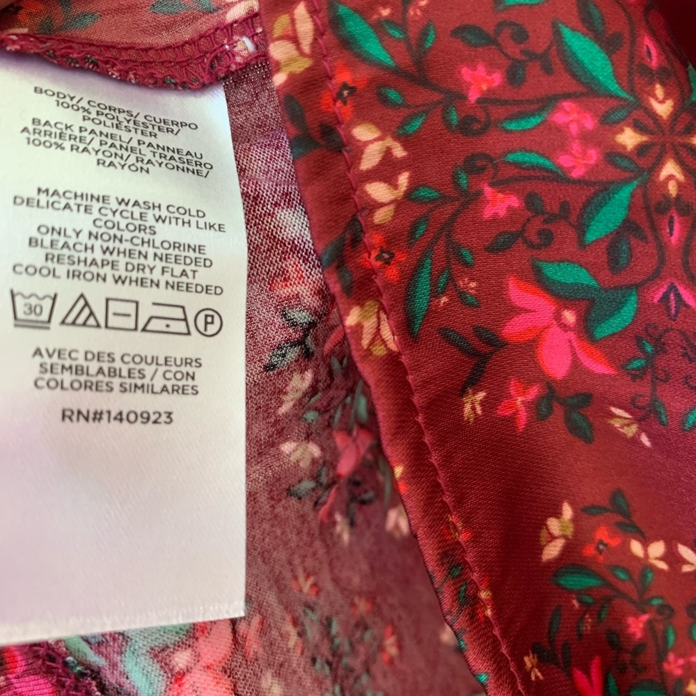 Loft floral mix media cinched ruffle sleeve top - Picture 5 of 5